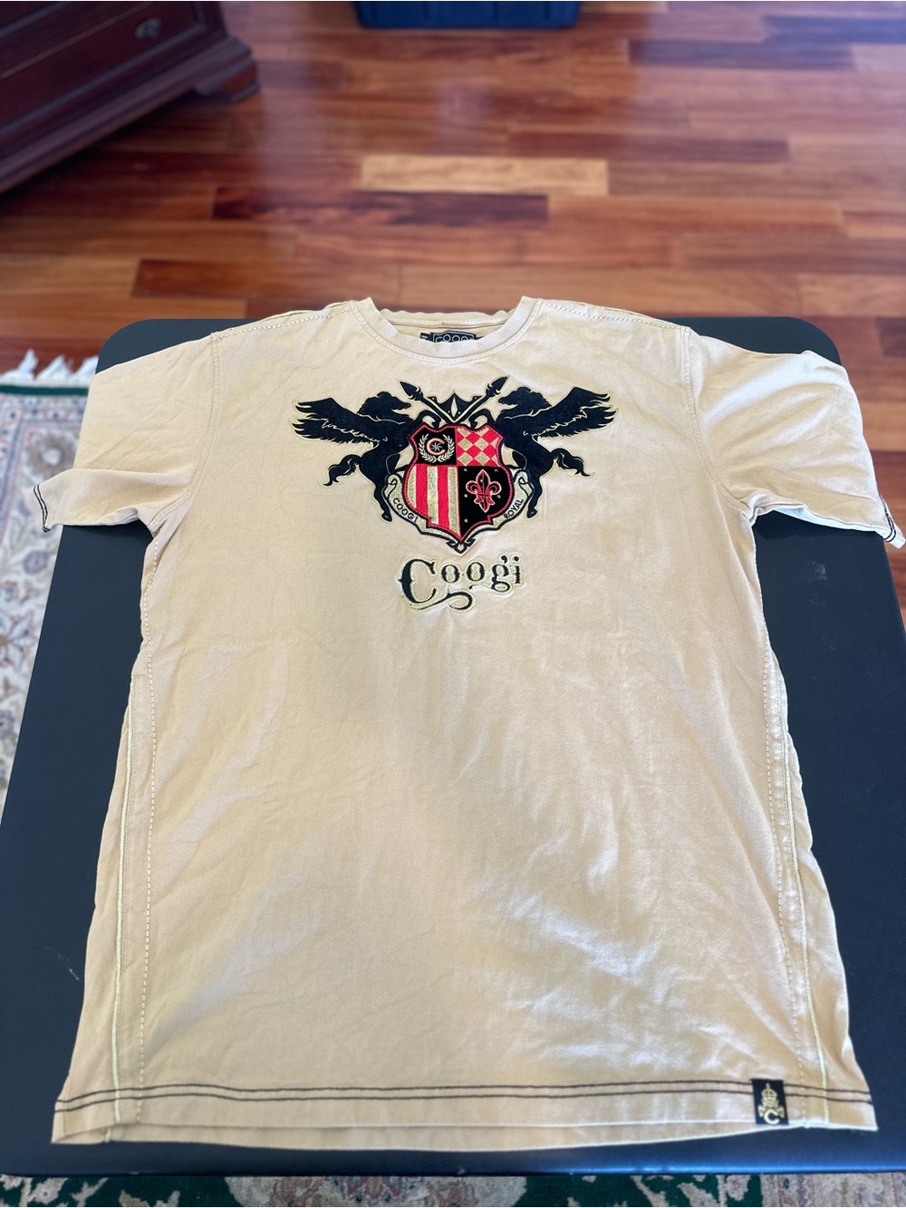 COOGI Cream Short Sleeve Tee with Heraldic Crest Size XXL